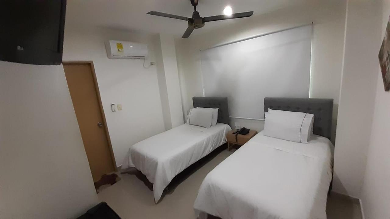 Onoma Hotel Lorica Zewnętrze zdjęcie